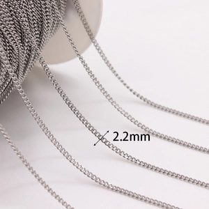 Macro detail of silver stainless steel flat O-chain with 2.2mm link width for DIY crafts