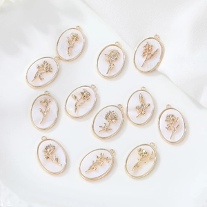 Ciondolo a Forma di Fiore di Nascita in Madreperla Bianca Ovale in Rame Placcato Oro 14K per Creazione di Collane e Braccialetti Fai da Te Ciondolo Vintage