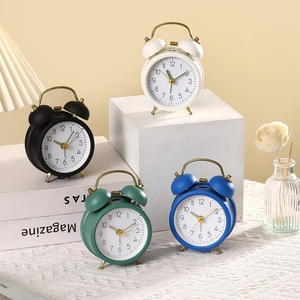 Retro Twin Bell Alarm Clock Silent Quartz Metal Desktop Table Clock For Student Bedroom Loud Ringing Decorative Timepiece