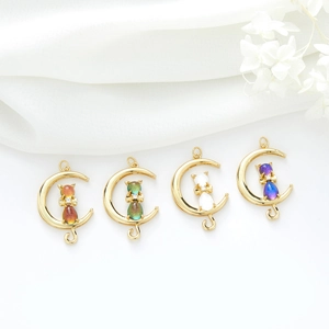 Pendentifs chat et lune dorés exquis avec pierre d'oeil de chat et cristaux