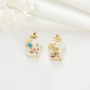 Nuovo Stile Cinese Ciondolo Cheongsam per Donna Accessorio in Rame Imitazione Giada Zirconia Floreale Gioielli Decorativi