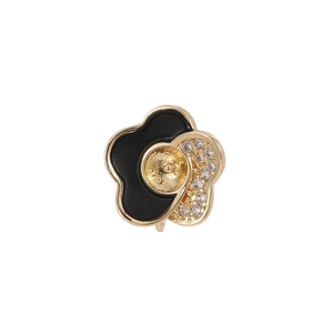 Asymmetrische bloem oorbel basis met zwart emaille en zirkonia voor parelmontage