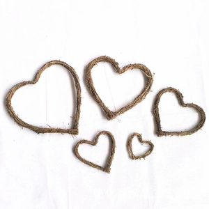 Natural Rattan Heart Wreath Handwoven Vine Ring For Wedding Party DIY Wall Hanging Crafts Home Room Garden Decor Ornament