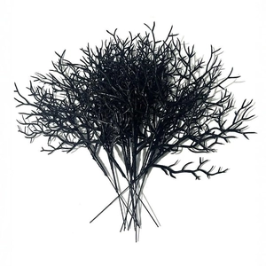 Vue détaillée de branches d'arbres noires artificielles pour compositions florales