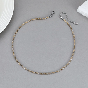 Collier minimaliste en acier inoxydable bicolore or et argent avec chaîne de réglage