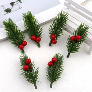 Artificial Christmas Pine Needles With Red Berries For DIY Gift Box Packaging Decoration Holiday Tree Hanging Ornaments