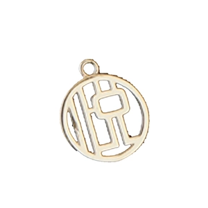 Pendentif doré porte-bonheur rond ajouré avec lettres K et R pour bijoux DIY colliers