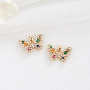 Set di orecchini a farfalla dorati con zirconi multicolore e cristalli scintillanti