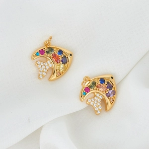 Exquisiter Fisch-Anhänger mit 14K Goldbeschichtung, bunten Zirkonsteinen und Pavé-Details