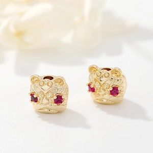 14k gold plated copper tiger head charm with zircon eyes for DIY bracelet jewelry making