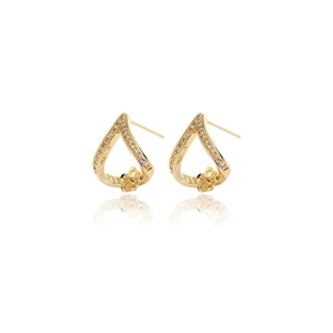 Boucles d'oreilles goutte d'or avec zircons pavés et détail couronne sur fond blanc