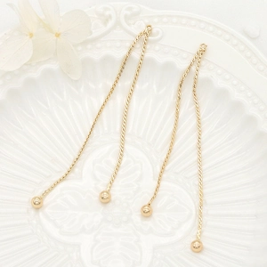 Minimalistische 14k vergoldete lange Kettentoasten-Ohrringe mit polierten Perlenenden, 4er Set