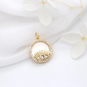 14k vergulde boze oog hanger met witte schelp inleg en sprankelende zirkonia cirkel