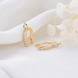 Elegantes aretes de aro bañados en oro 14K con circonitas micro-pave para bisutería DIY
