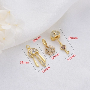 Ciondoli a lucchetto a cuore e fiocco di neve placcati oro 14K con zirconi per DIY