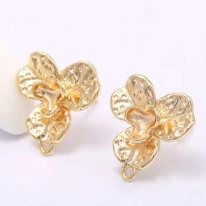 14K vergoldete Blumen-Ohrstecker mit Hammerschlag-Textur für DIY-Schmuckherstellung