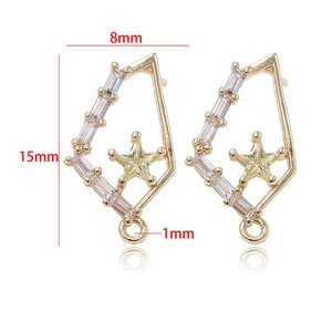 Detail showing 15mm gold star pendant dimensions with rectangular zircon inlay