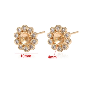 Detailed view of 10mm gold plated flower stud earring base with white zircon setting