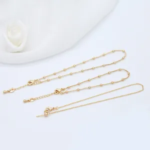 Dreiteiliges Set eleganter 14k vergoldeter Kugel- und Box-Kettenarmbänder mit Hummerverschluss
