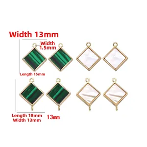 Detaillierte Ansicht der geometrischen Muschelanhänger mit 13mm Breite und 15mm/18mm Länge