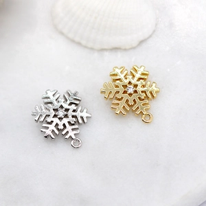 14K vergoldete Schneeflocken-Anhänger aus Messing mit Zirkon für DIY-Schmuck