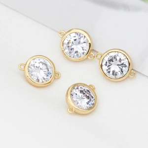 Set di quattro connettori tondi in zircone placcati oro 14K con doppi anelli per gioielli DIY