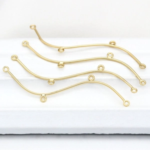 Connecteur en cuivre plaqué or 14K en forme de S avec 4 trous pour bijoux DIY