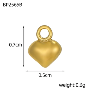 Minimalist golden heart pendant charm for DIY jewelry with 0.7cm size specifications