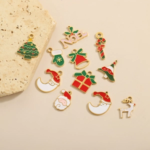 Colgantes navideños esmaltados con Papá Noel y reno para hacer joyería DIY
