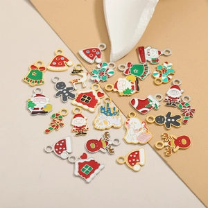 Lot de breloques de Noël émaillées avec renne et Père Noël pour la création de bijoux