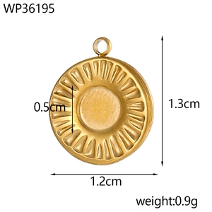 Pendente sole in acciaio inossidabile dorato, dimensioni 1,3 cm di altezza e 1,2 cm di larghezza