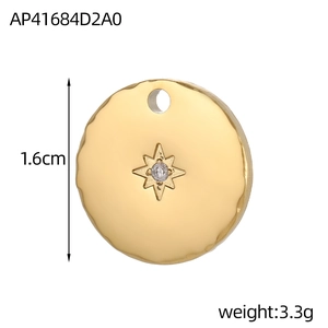 Gouden ronde hanger met gegraveerde ster en zirkoon detail, 1,6cm diameter en 3,3g gewicht
