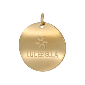 Makro-Detailansicht des goldenen Edelstahl-Anhängers mit lasergraviertem Blumen-Logo