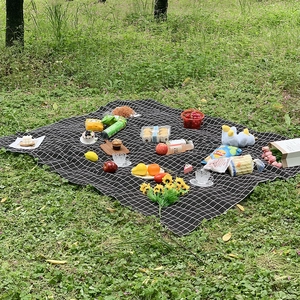 Large Waterproof Picnic Mat Gingham Outdoor Blanket Moisture Proof Grass Lawn Rug Portable Camping Mat For Family Travel Outing