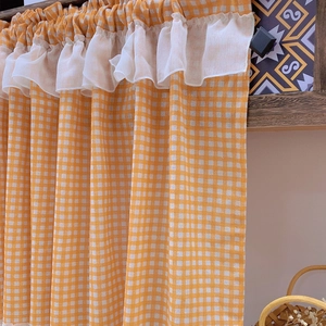 Country style yellow checkered cafe curtain with white ruffled lace trim decoration