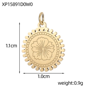 Detailed size view of a 1.1cm vintage gold floral engraved round pendant for DIY jewelry