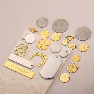 Polished stainless steel geometric jewelry pendants in gold and silver for DIY engraving