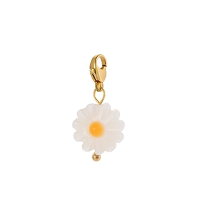 Detailed view of daisy pendant with white petals, yellow core and golden clasp
