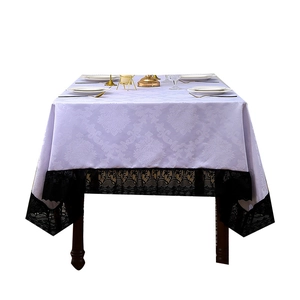Elegant purple damascus pattern tablecloth with black lace edges for dining tables