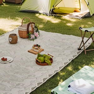 Polyester Outdoor Picnic Mat With Lace Trim Tulip Floral Print Portable Camping Blanket Garden Lawn Folding Picnic Rug