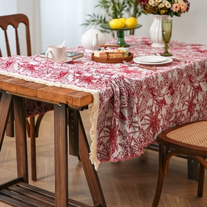 Retro red and white jacquard tablecloth with tropical palm and leopard patterns and tassels