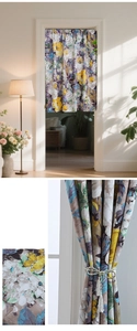 Détail d'un rideau imprimé floral avec glands et gros plan sur la texture du tissu premium