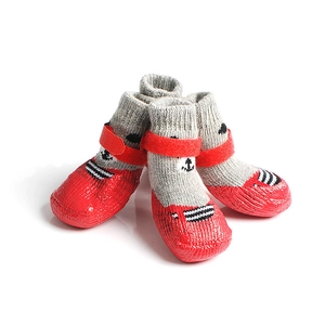Non-slip pet socks with rubber soles and adjustable Velcro straps for dogs and cats