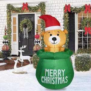 Ours de Noël gonflable de 1,5m dans un sac vert avec texte Merry Christmas et LED