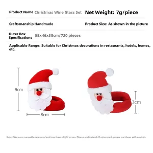 Détail de l'anneau de verre de Noël fait main en forme de Père Noël rouge