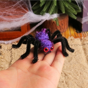 Fermaglio per capelli a forma di ragno viola in peluche con occhi rossi per Halloween