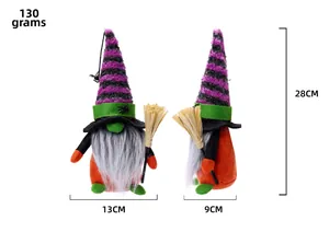 Détails des gnomes d'Halloween avec chapeaux rayés et mini balais en paille
