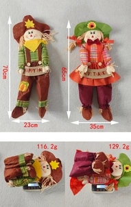 Detail view of harvest scarecrow decorations showing product dimensions and weight measurement
