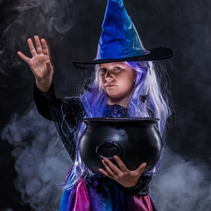 Halloween Witch Cauldron Handheld Candy Bucket Plastic Flame Frosted Mini Pot For Kids Party Decoration Prop Cauldron Kettle