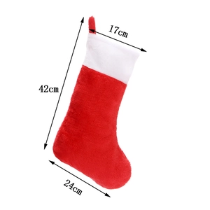 Calza di Natale rossa classica con bordo in peluche bianco e gancio, altezza 42 cm